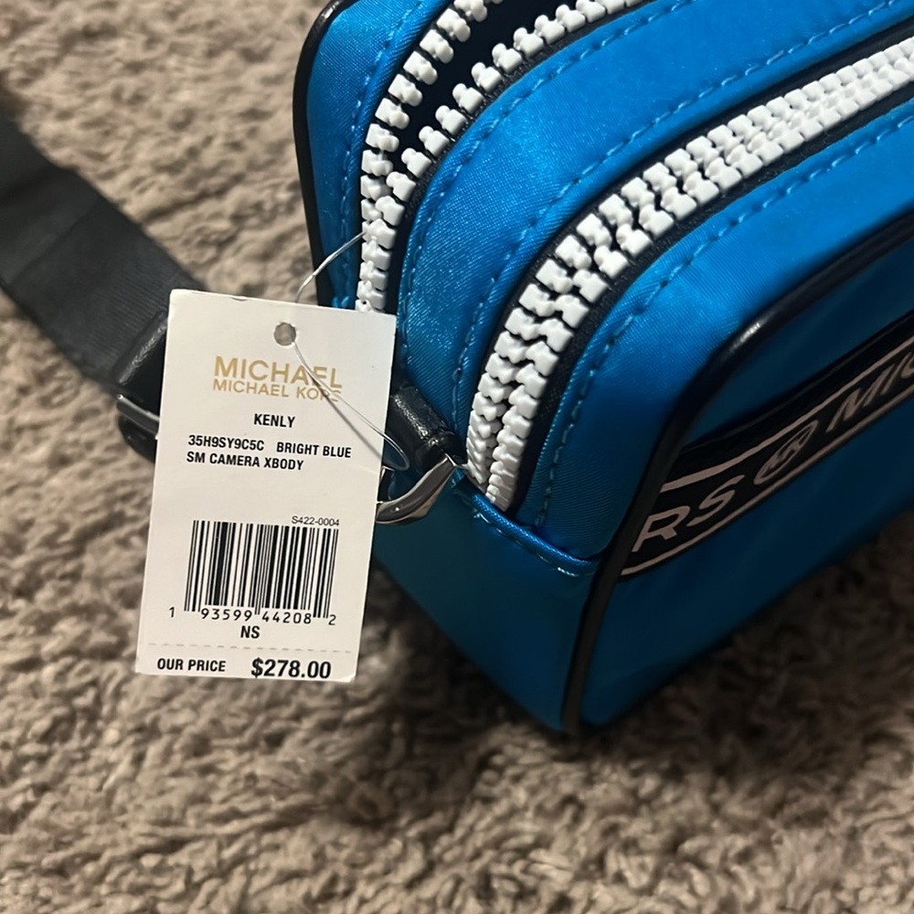 Michael kors purse camera - Picture 8 of 9